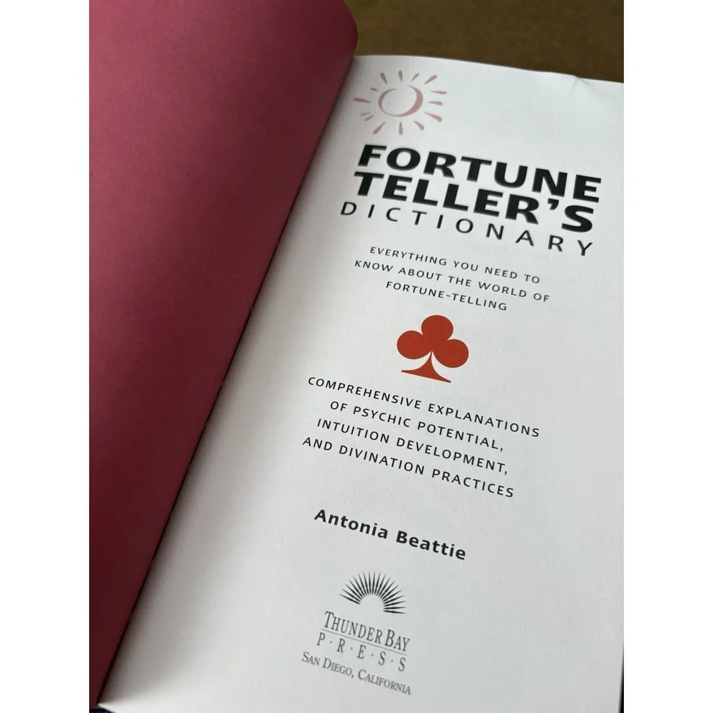 Fortune Tellers Dictionary, Psychic Practices, Explanations, Divinations & More! - Picture 2 of 5